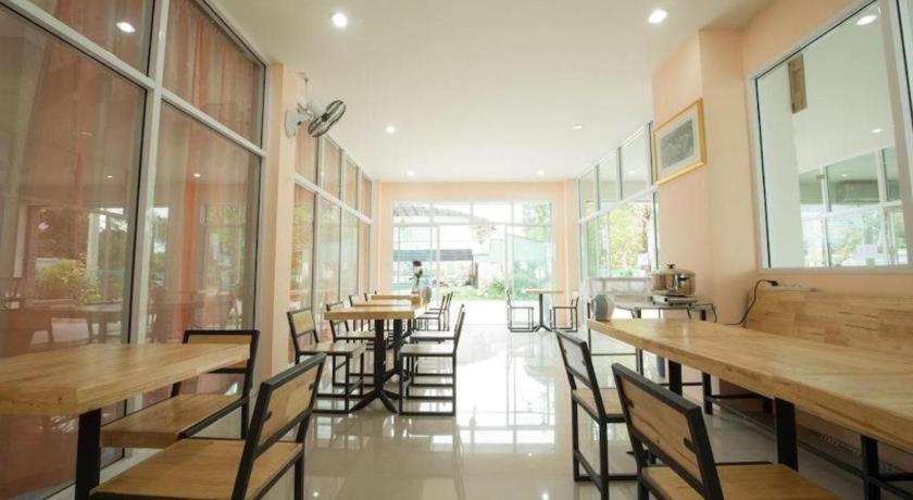 Bees Smile Hotel Chiang Rai Exterior foto
